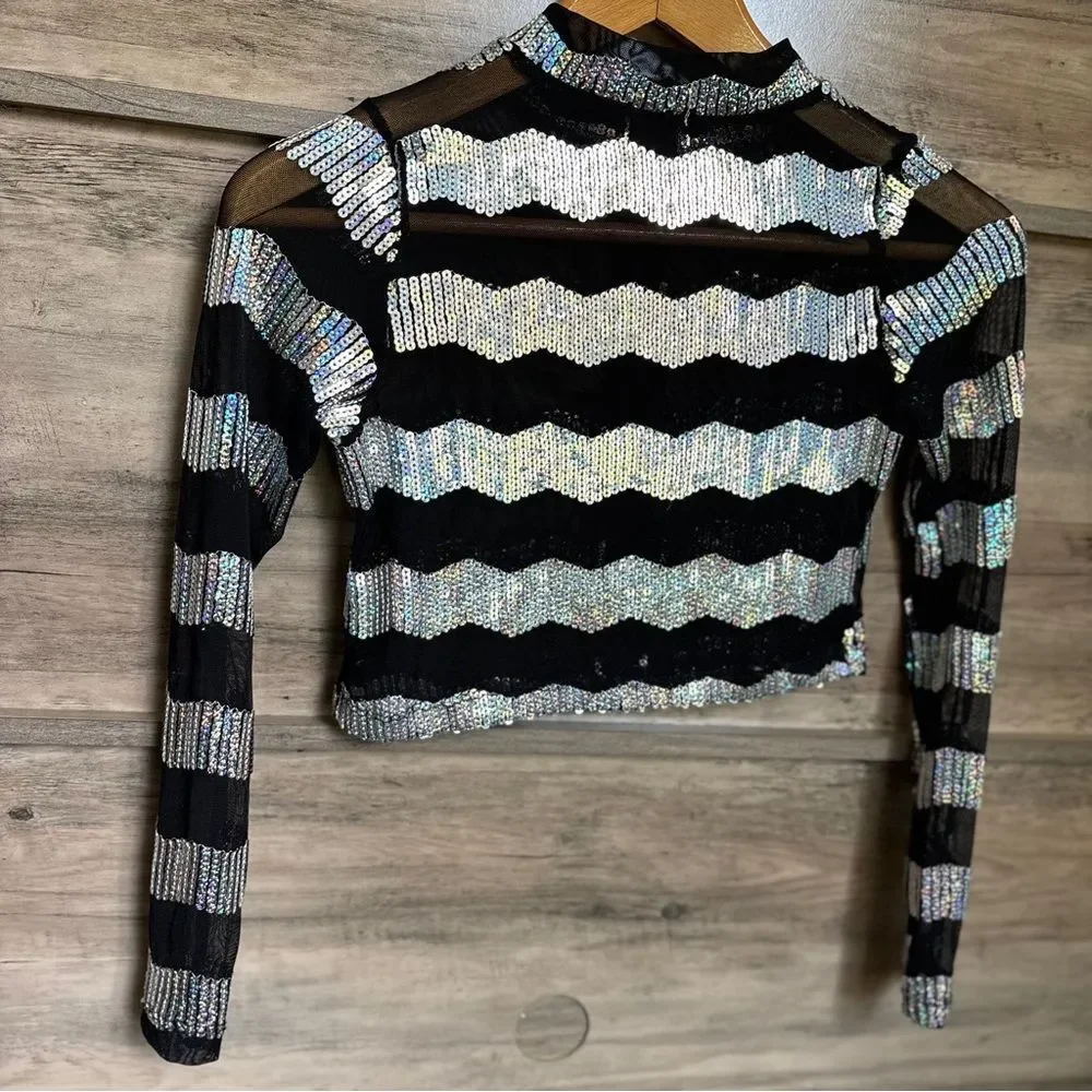 Gia-Mia Silver Iridescent Sequins Chevron Black Mesh long sleeve Dance top G313